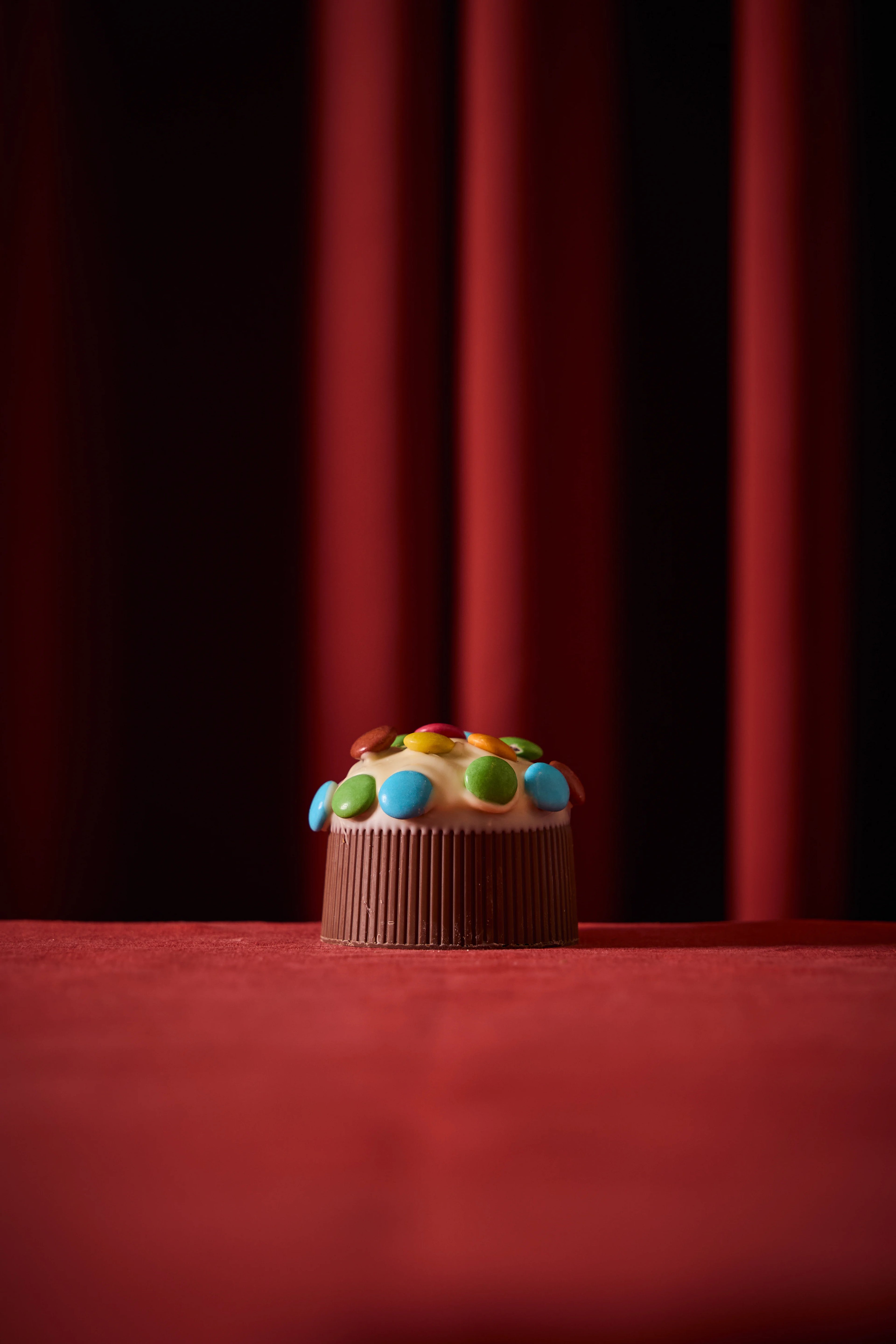 Panettoncino di cioccolato al latte con smarties